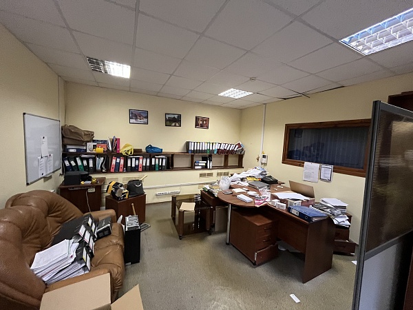 Октябрьская, д. 80с1 313 кв.м