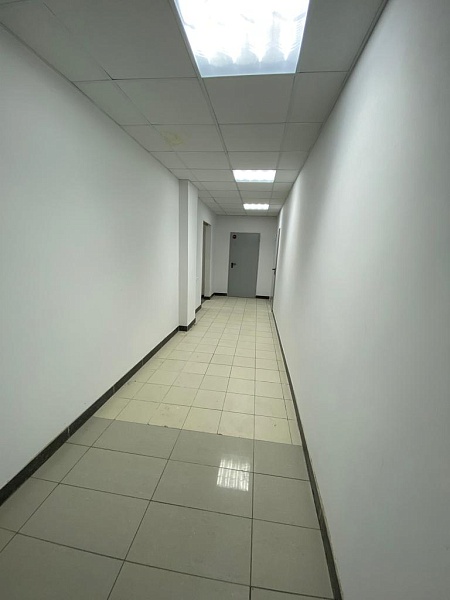БЦ W plaza 64 кв склад