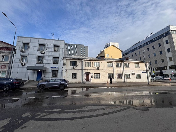 Октябрьская, д. 80с1 566 кв.м