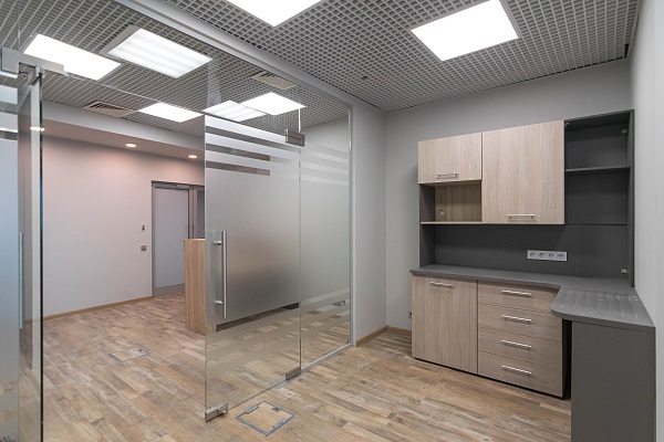 Офис 200 кв.м. с мебелью в БЦ Лотос (класс А)