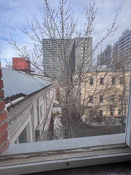 Октябрьская, д. 80с1 566 кв.м