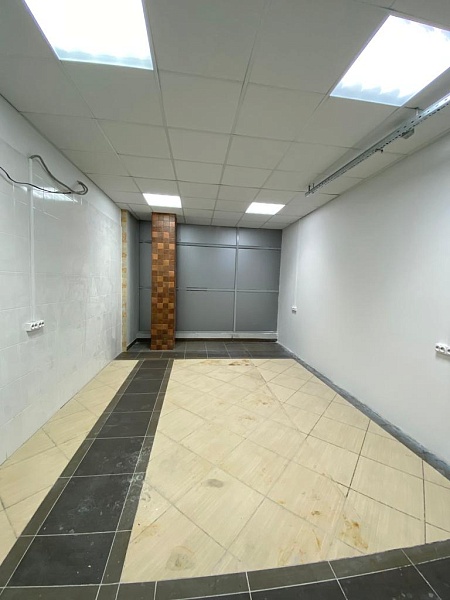 БЦ W plaza 64 кв склад