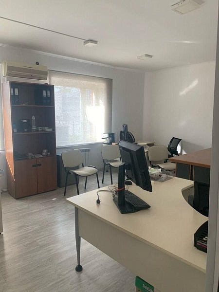 Здание, 916 кв.м Здание, 916 кв.м